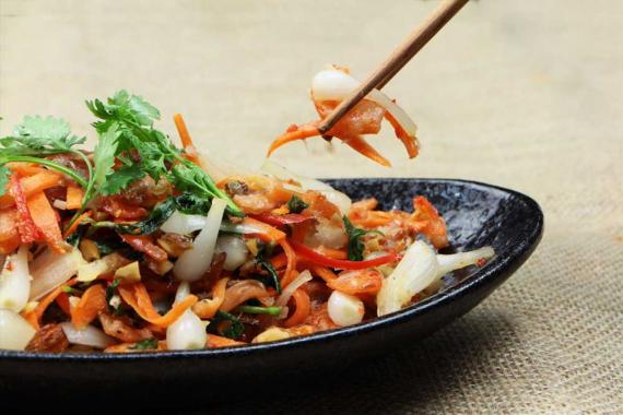 Nộm củ kiểu chua cay